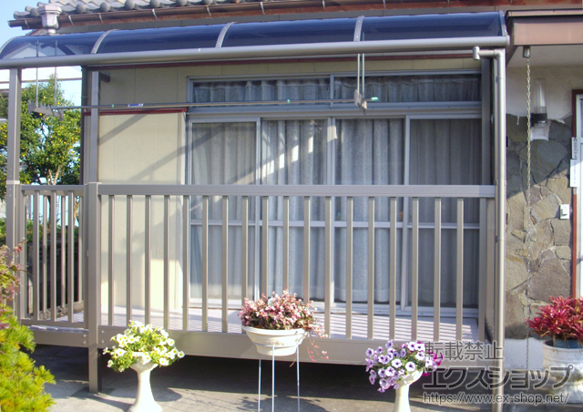 宮崎県都城市のLIXIL リクシル（トステム）のバルコニー ガーデンステージ 施工例