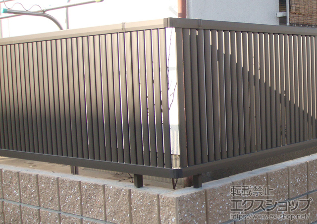 大阪府大阪狭山市ののフェンス・柵 シャレオR4型フェンス フリーポールタイプ 施工例