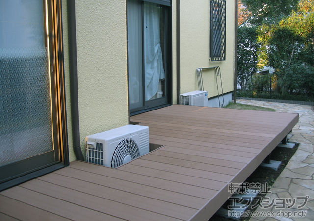 千葉県流山市のLIXIL リクシル（トステム）のウッドデッキ リコステージII 単体 施工例