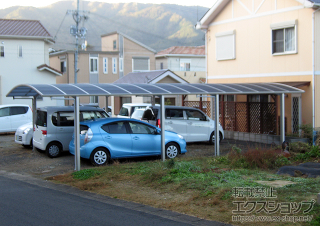 和歌山県海南市ののカーポート レイナツインポート 縦連棟 積雪〜20ｃｍ対応 施工例