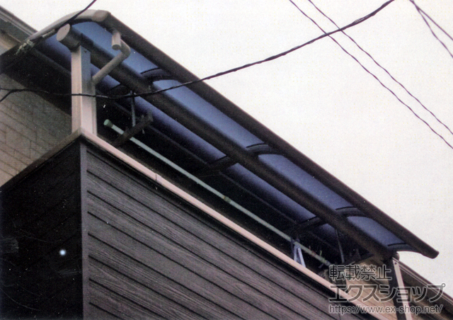 東京都台東区ののバルコニー・ベランダ屋根 プレシオステラス R型 屋根タイプ 単体 積雪〜20cm対応 施工例