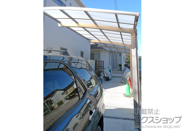 埼玉県さいたま市のLIXIL リクシル（トステム）のカーポート カーブポートシグマIII 縦連棟 積雪〜30cm対応 施工例