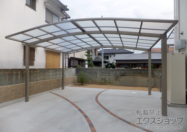 愛媛県松山市のLIXIL リクシル（トステム）のカーポート カーブポートシグマIII ワイド 積雪〜20cm対応 施工例