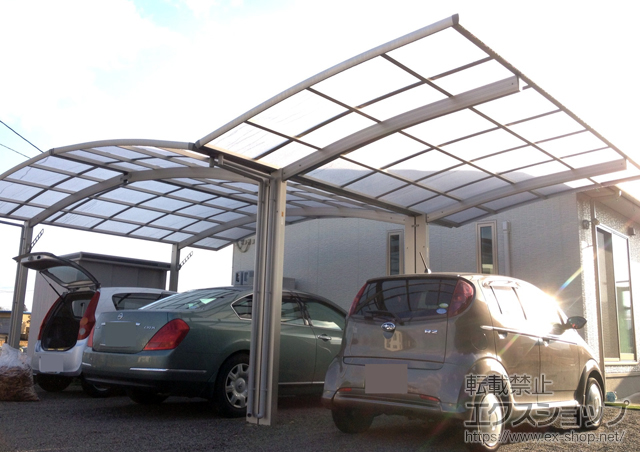 岐阜県関市ののカーポート レイナポート 積雪〜20cm対応+水平式物干し（カーポート柱用） 2本入 施工例