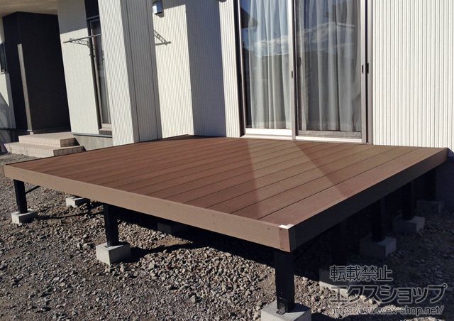 栃木県日光市ののウッドデッキ リウッドデッキ 200 連棟 施工例