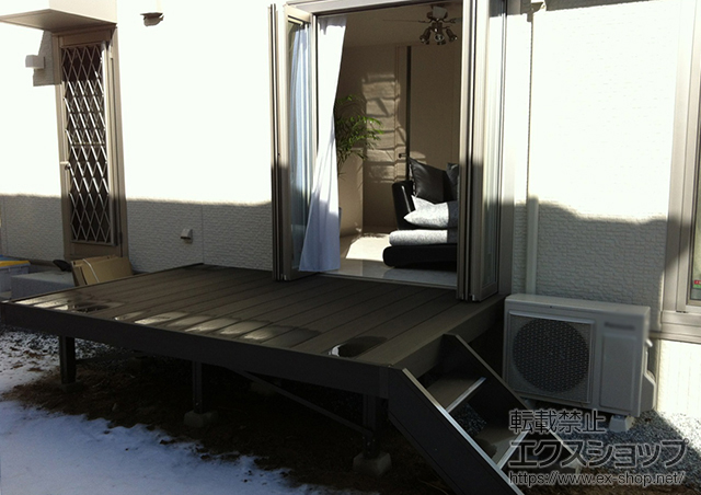 宮城県名取市のLIXIL リクシル（トステム）のウッドデッキ リコステージII 単体 施工例