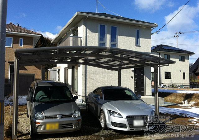 宮城県名取市のLIXIL リクシル（トステム）のカーポート カーブポートシグマIII ワイド 積雪〜30cm対応 施工例