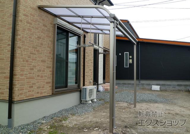 宮崎県北諸県郡三股町のLIXIL リクシル（トステム）のテラス屋根 パワーアルファ RB型 テラスタイプ 単体 積雪〜20cm対応 施工例