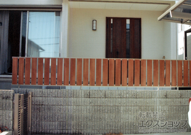 奈良県奈良市ののフェンス・柵 ライフモダンII TS型フェンス フリーポールタイプ 施工例