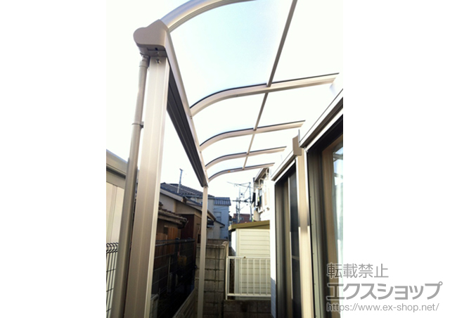 東京都足立区ののテラス屋根 プレシオステラス R型 テラスタイプ 単体 積雪〜20cm対応 施工例