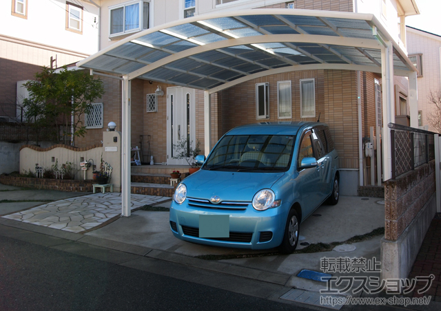 大阪府泉佐野市ののカーポート レイナツインポート 積雪〜20cm対応 施工例