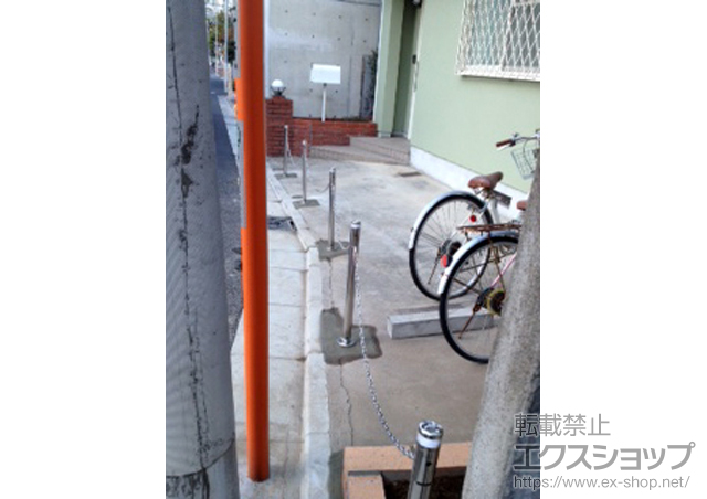 東京都世田谷区ののカーゲート スペースガード S48型 埋め込み式 鎖内蔵型×4 鎖内蔵受け×1 施工例