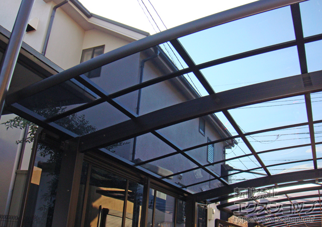 神奈川県横浜市ののカーポート レイナポート 積雪〜20cm対応＋サイドパネル　高さ800+800（2段仕様） 施工例