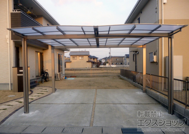 広島県福山市のLIXIL リクシル（トステム）のカーポート エックスルーフ ワイド 積雪〜20cm対応 施工例