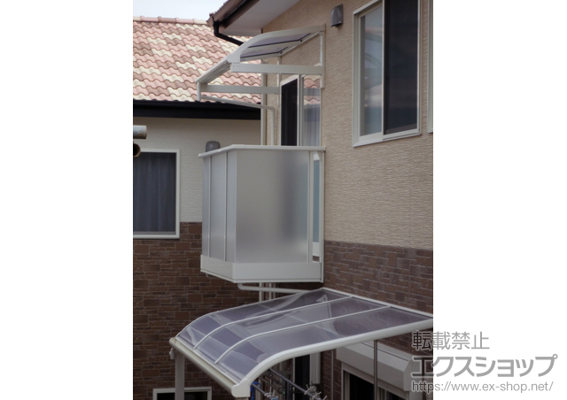 長崎県佐世保市ののバルコニー・ベランダ屋根 ヴェクターテラス R型 ルーフタイプ 単体 積雪〜20cm対応 施工例