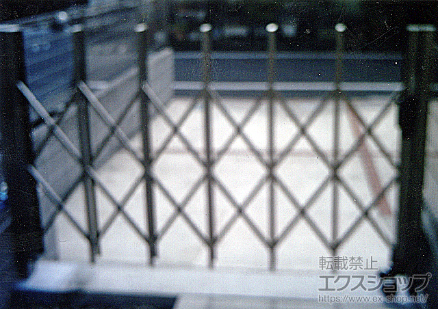 東京都足立区ののカーゲート トリップゲート PA型 ノンレール 片開き 18S 施工例