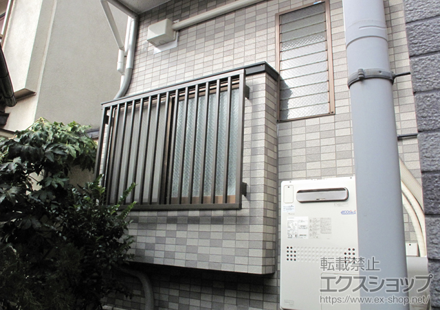 東京都世田谷区のLIXIL リクシル（トステム）の面格子・窓格子 高強度面格子 縦格子 施工例