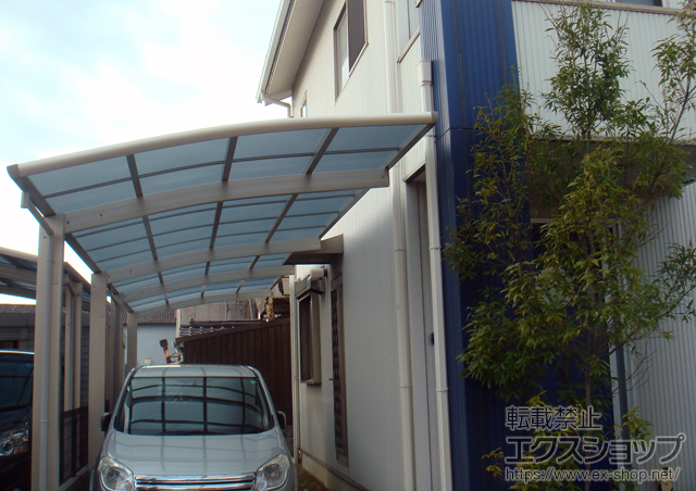 兵庫県姫路市ののカーポート レイナポート 縦連棟 積雪〜20cm対応 施工例