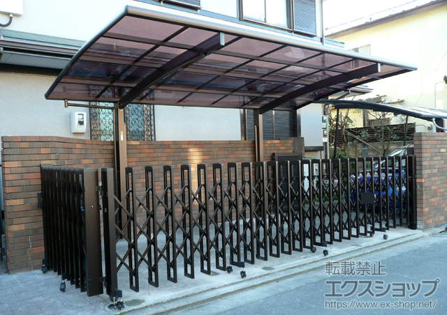 東京都小平市ののカーポート レイナポート 積雪〜20cm対応＋着脱式サポート 標準・ハイルーフ兼用 2本入り 施工例