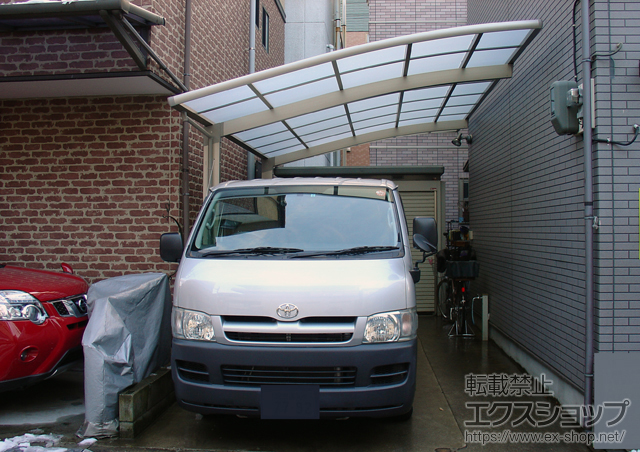 東京都江東区のLIXIL リクシル（トステム）のカーポート カーブポートシグマIII 積雪〜20cm対応 施工例