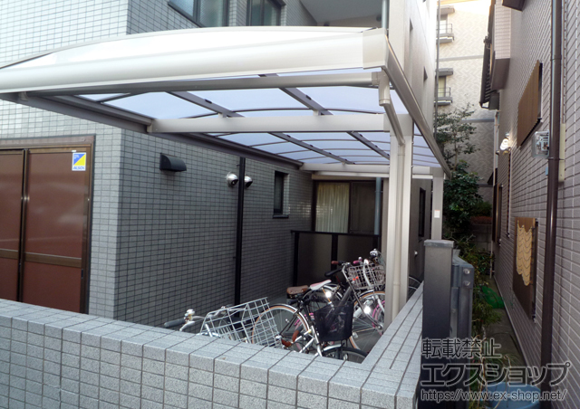 千葉県市川市のLIXIL リクシル（トステム）のサイクルポート・駐輪場 キューブポートプラス ミニ 積雪〜20cm対応 施工例