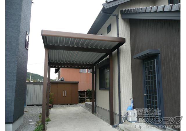 滋賀県犬上郡多賀町ののカーポート ジーポートneo 積雪100cmＡタイプ 4本柱 積雪〜100cm対応 施工例