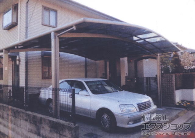 香川県高松市のLIXIL リクシル（トステム）のカーポート カーブポートシグマIII ワイド 積雪〜30cm対応 施工例