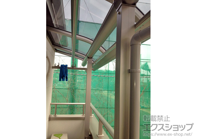 神奈川県横浜市ののバルコニー・ベランダ屋根 プレシオステラス R型 屋根タイプ 単体 積雪〜20cm対応 施工例