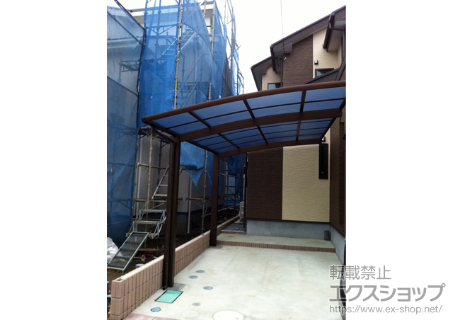 埼玉県吉川市ののカーポート レイナポート 積雪〜20cm対応 施工例