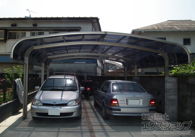 神奈川県伊勢原市のLIXIL リクシル（トステム）のカーポート テールポートシグマIII ワイド 延長 積雪〜30cm対応 施工例