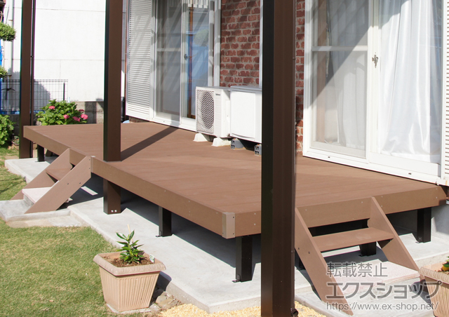 長崎県諫早市ののウッドデッキ リウッドデッキ 連棟 +リウッドステップ4型 1段用 施工例