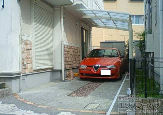 東京都板橋区のLIXIL リクシル（トステム）のカーポート カーブポートシグマIII ミニ 積雪〜20cm対応 施工例