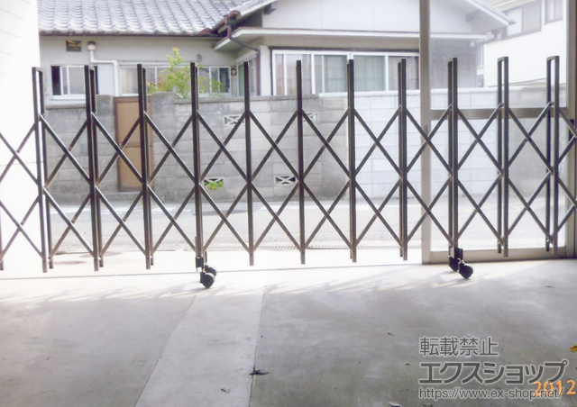 兵庫県姫路市ののカーゲート トリップゲート PB型 ノンレール 片開き 施工例