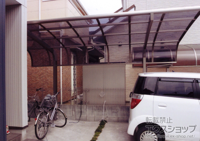 兵庫県高砂市のLIXIL リクシル（トステム）のカーポート テールポートシグマIII 　積雪〜20?対応 施工例