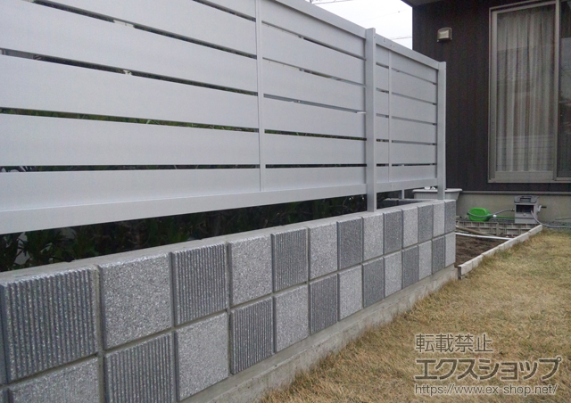 群馬県高崎市ののフェンス・柵 ライフモダンII YS型フェンス フリーポールタイプ 施工例