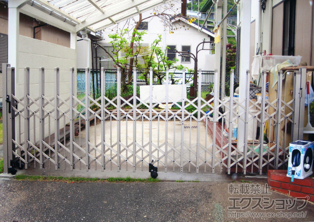 静岡県浜松市ののカーゲート トリップゲート ペットガード型 ノンレール 片開き 施工例