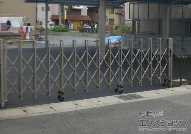 兵庫県姫路市ののカーゲート トリップゲート PＢ型 ノンレール 片開き 施工例