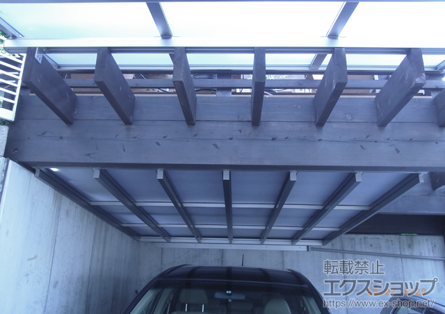 神奈川県横浜市のLIXIL リクシル（トステム）のテラス屋根 ライザーテラスII F型 テラスタイプ 単体 積雪〜20cm対応 施工例