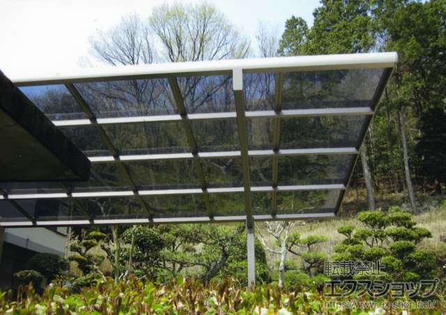 兵庫県姫路市のLIXIL リクシル（トステム）のカーポート カーブポートシグマIII 積雪〜30?対応 施工例