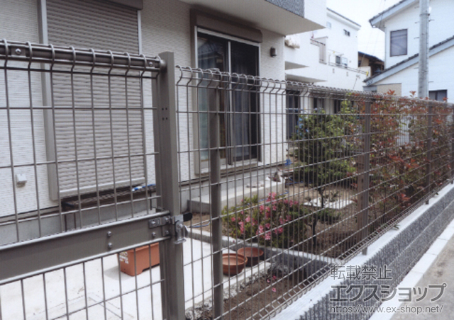 東京都西東京市のの門扉 ハイグリッド門扉N8型 片開き 柱使用 施工例