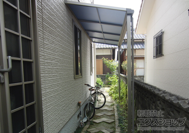 福岡県京都郡苅田町のLIXIL リクシル（トステム）のテラス屋根 ライザーテラスII F型 テラスタイプ 単体 積雪対応〜30? 施工例