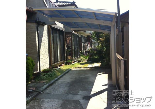 栃木県佐野市ののカーポート レイナポート 積雪〜20cm対応 施工例