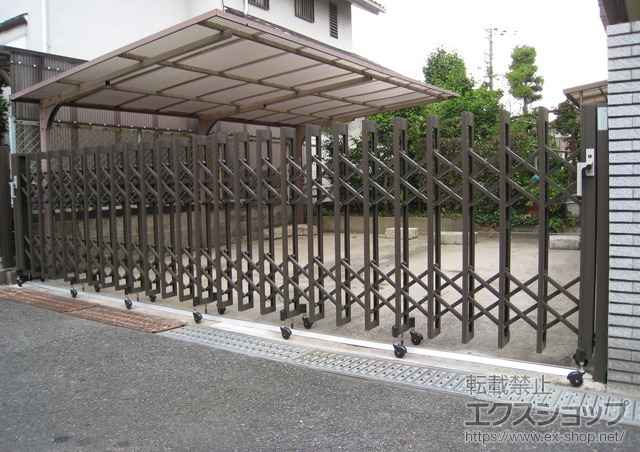 大阪府羽曳野市ののカーゲート アルシャインII MW型 Aタイプ センターレール両開閉仕様 施工例