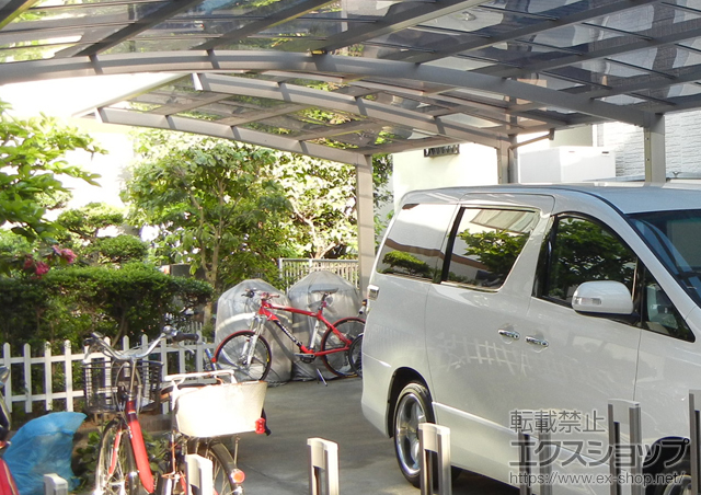 神奈川県平塚市のLIXIL リクシル（トステム）のカーポート カーブポートシグマIII 積雪〜30cm対応 施工例