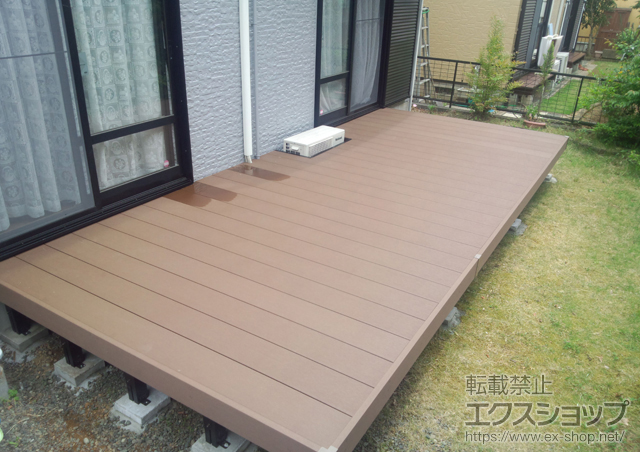 神奈川県厚木市ののウッドデッキ リウッドデッキ200 連棟+独立式リウッドステップ 施工例