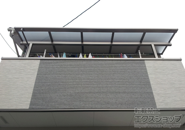 京都府京都市のLIXIL リクシル（トステム）のバルコニー・ベランダ屋根 ライザーテラス? F型 積雪対応〜20cm 施工例