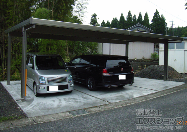 岐阜県大垣市のLIXIL リクシル（トステム）のカーポート テリオスポートIII 1500 3台用 4本柱 積雪〜50cm対応 施工例