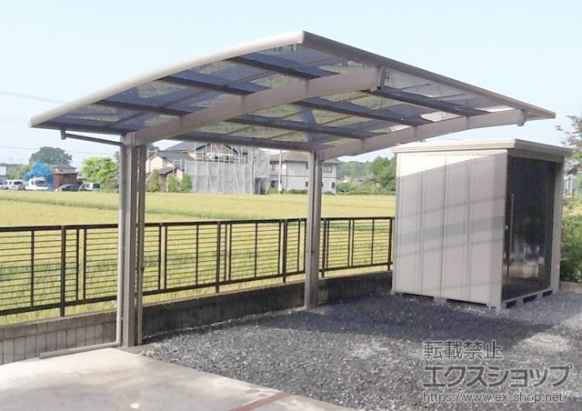 栃木県下野市のLIXIL リクシル（トステム）のカーポート カーブポートシグマIII 積雪〜30cm対応+着脱式サポート(補助柱) 施工例