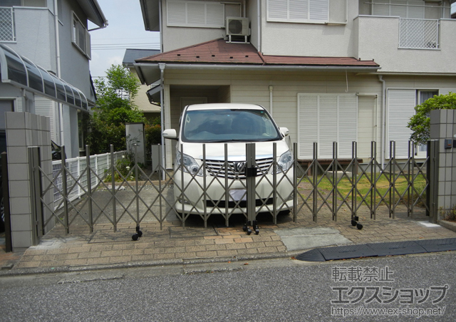 千葉県銚子市ののカーゲート トリップゲート PA型 ノンレール 両開き 54W 施工例