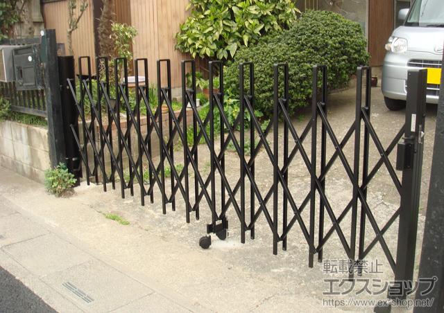 埼玉県さいたま市ののカーゲート トリップゲート PA型 ノンレール 片開き 35S 施工例